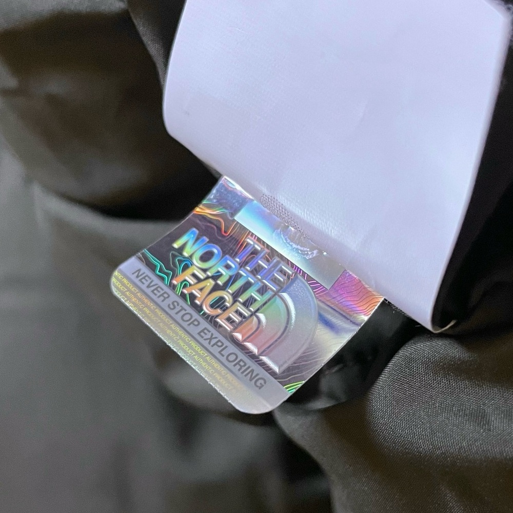 The North Face Women’s Arctic Parka Waterproof Coat - Picture 9 of 9
